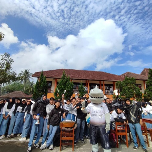 Friendly Match: Membangun Semangat Sportivitas di Antara SMA-SMA Terkemuka